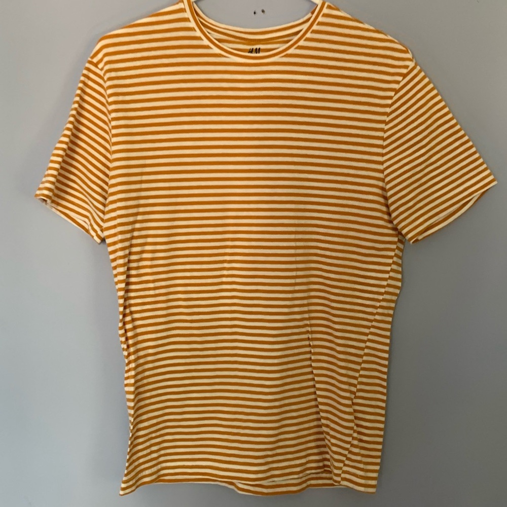 H&M ORANGE STRIPED TEE 🍊